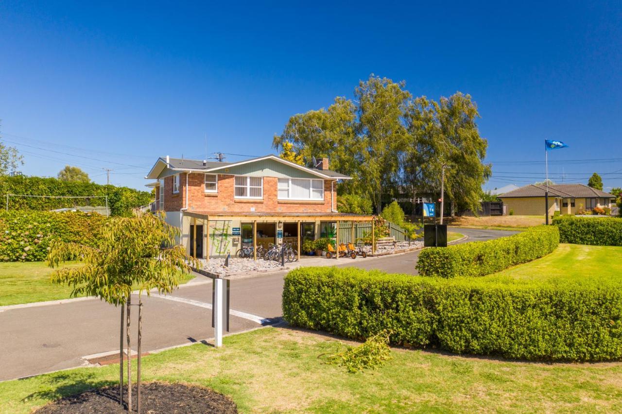 Cambridge Top 10 Holiday Park Buitenkant foto