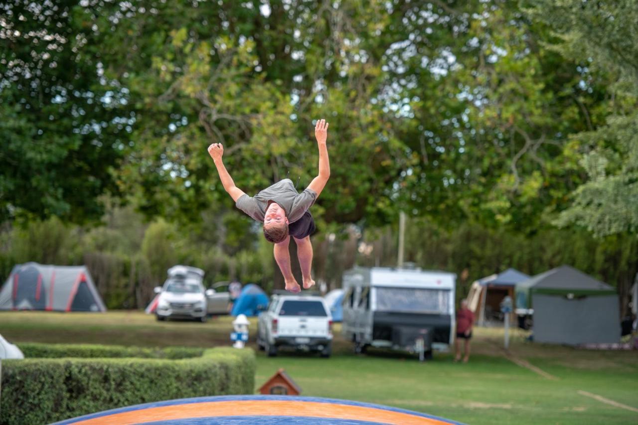 Cambridge Top 10 Holiday Park Buitenkant foto